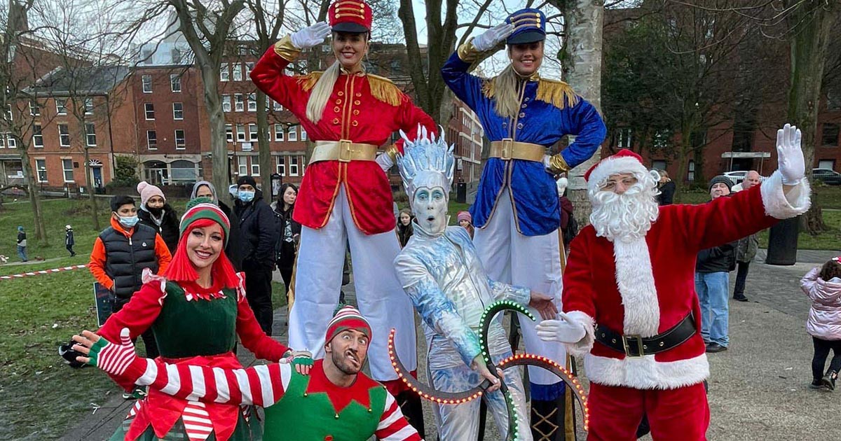 Christmas themed entertainers